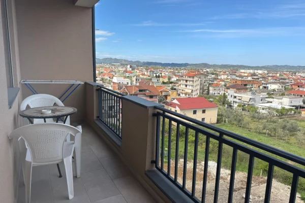 Shtepi me qera Apartament ne Tirane, 1+1, Mobilimi E mobiluar, Pagesa 40,000  Leke.