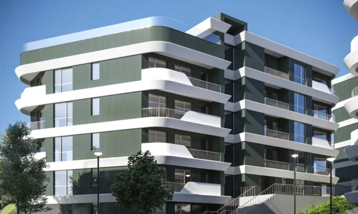 Shtepi ne shitje Apartament ne Tirane, 3+1, Mobilimi Bosh, pa mobiluar, Pagesa 293,200  Euro.