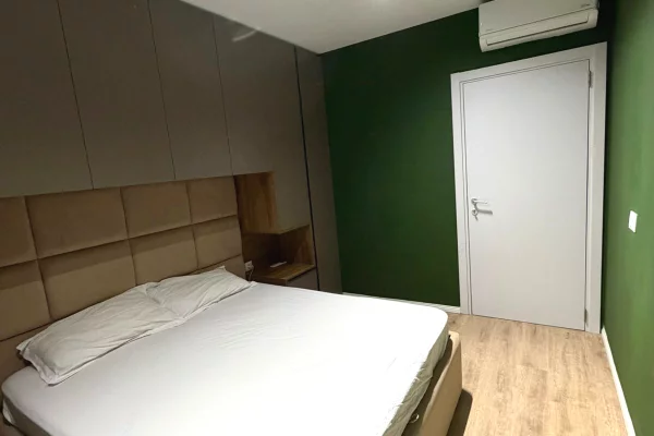 Shtepi me qera Apartament ne Tirane, 1+1, Mobilimi E mobiluar, Pagesa 450  Euro.