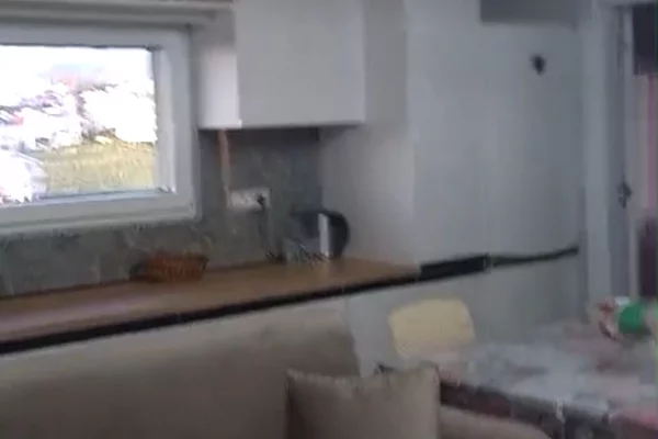 Shtepi me qera Apartament ne Tirane, 1+1, Mobilimi E mobiluar, Pagesa 600  Euro.