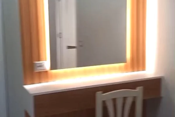 Shtepi me qera Apartament ne Tirane, 1+1, Mobilimi E mobiluar, Pagesa 600  Euro.