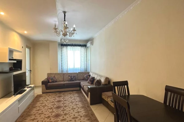 Shtepi me qera Apartament ne Tirane, 1+1, Mobilimi E mobiluar, Pagesa 42,000  Leke.