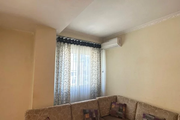 Shtepi me qera Apartament ne Tirane, 1+1, Mobilimi E mobiluar, Pagesa 42,000  Leke.