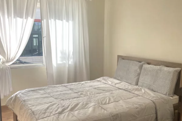 Shtepi ne shitje Apartament ne Tirane, 2+1, Mobilimi E mobiluar, Pagesa 195,000  Euro.