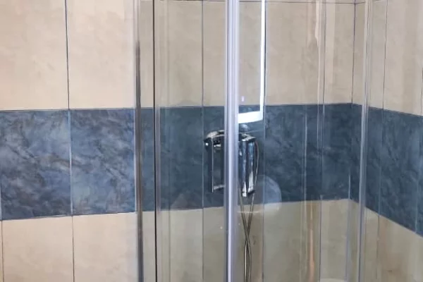 Shtepi me qera Apartament ne Tirane, 1+1, Mobilimi E mobiluar, Pagesa 70,000  Leke.