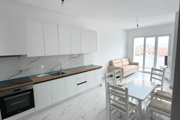 Jepet me qera Apartament 2+1 ne Bathore