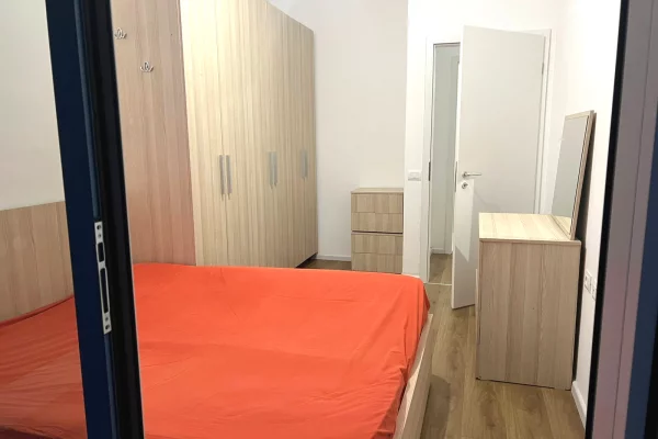 Shtepi me qera Apartament ne Tirane, 1+1, Mobilimi E mobiluar, Pagesa 400  Euro.