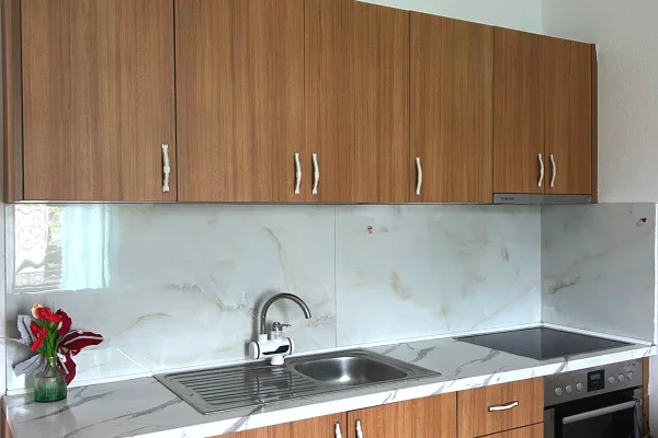 Shtepi me qera Apartament ne Tirane, 1+1, Mobilimi E mobiluar, Pagesa 350  Euro.