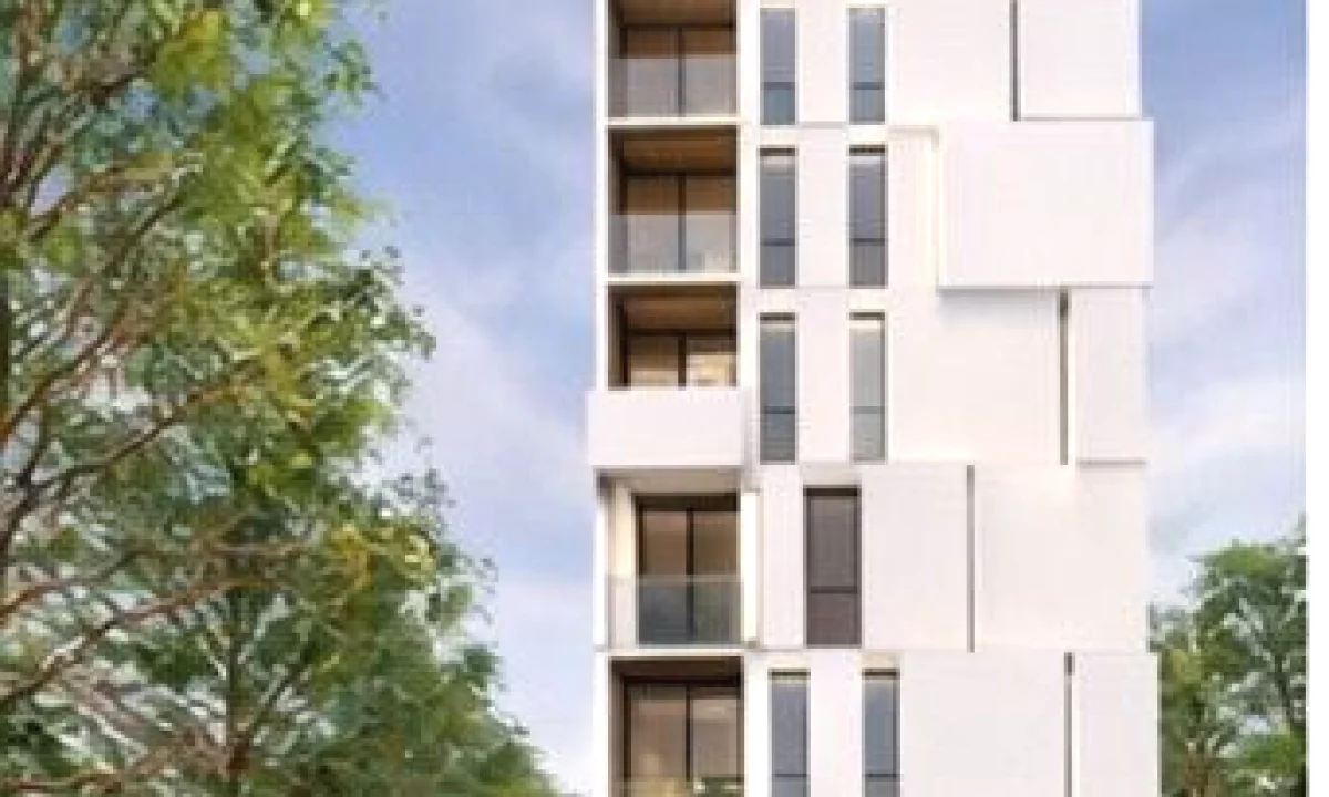 Shtepi ne shitje Apartament ne Durres, 2+1, Mobilimi Bosh, pa mobiluar, Pagesa 129,010  Euro.