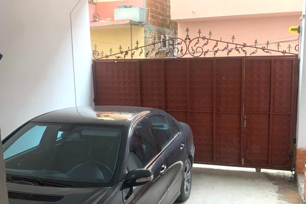 Shtepi me qera Apartament ne Tirane, 1+1, Mobilimi E mobiluar, Pagesa 30,000  Leke.