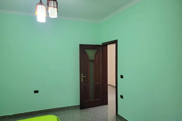 Shtepi me qera Apartament ne Tirane, 2+1, Mobilimi E mobiluar, Pagesa 40,000  Leke.