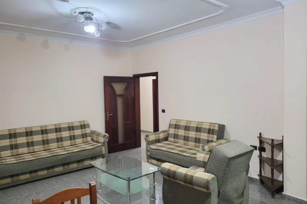 Shtepi me qera Apartament ne Tirane, 2+1, Mobilimi E mobiluar, Pagesa 40,000  Leke.