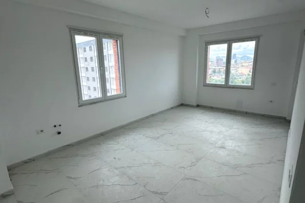 Jepet me qera Apartament 2+1 ne Paskuqan