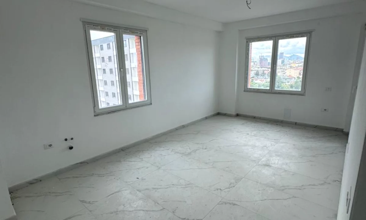 Shtepi me qera Apartament ne Tirane, 2+1, Mobilimi Bosh, pa mobiluar, Pagesa 35,000  Leke.