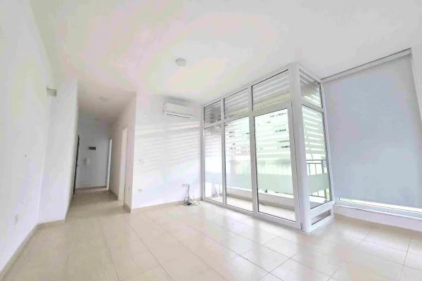Shtepi me qera 1+1 ne Tirane - 44,000 Leke