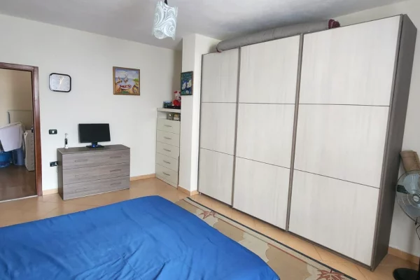 Shtepi me qera Apartament ne Tirane, 2+1, Mobilimi E mobiluar, Pagesa 55,000  Leke.