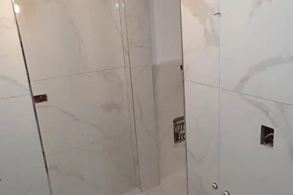 Jepet me qera ambient biznesi tek Liqeni i thate