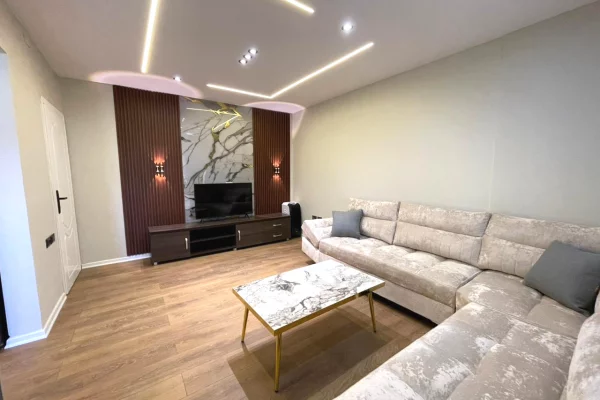 Shtepi ne shitje Apartament ne Tirane, 2+1, Mobilimi E mobiluar, Pagesa 145,000  Euro.