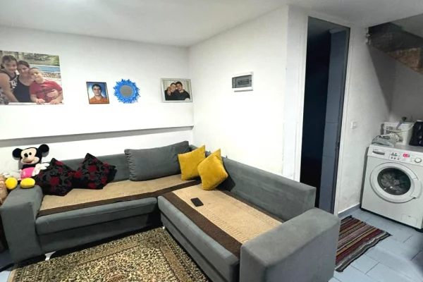Jepet me qera apartament 1+1 duplex ne Misto Mame