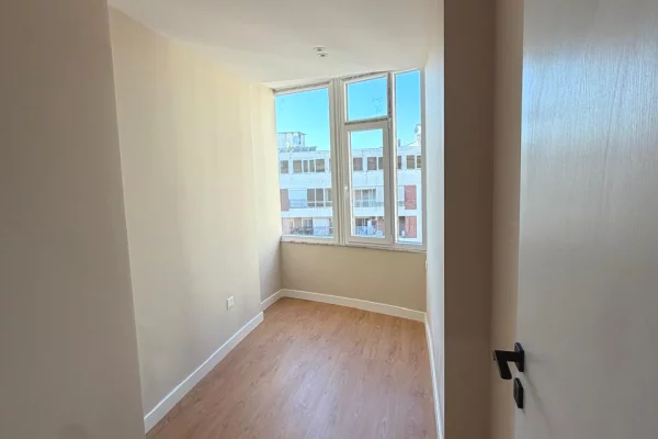 Apartment for sale in Tirana 2+1, Emty