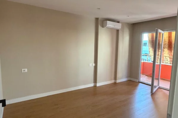 Apartment for sale in Tirana 2+1, Emty