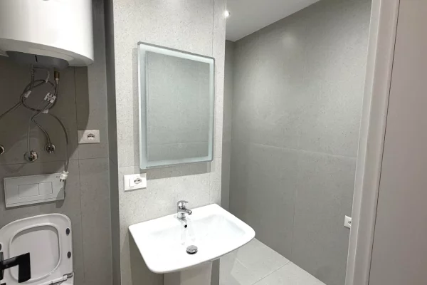 Apartment for sale in Tirana 2+1, Emty
