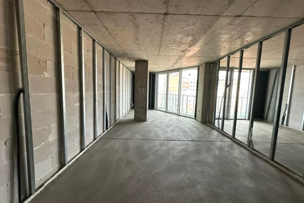 Apartment for sale in Tirana 1+1, Emty