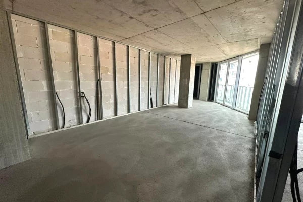 Apartment for sale in Tirana 1+1, Emty
