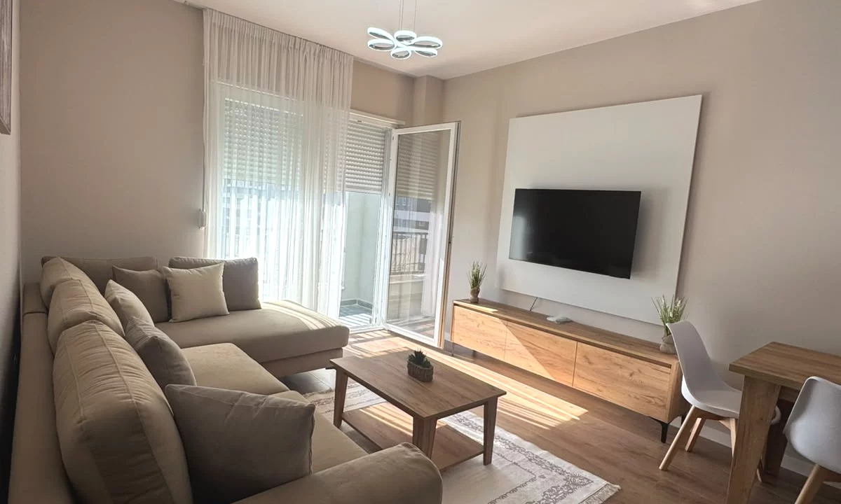 Shtepi me qera Apartament ne Tirane, 2+1, Mobilimi E mobiluar, Pagesa 55,000  Leke.