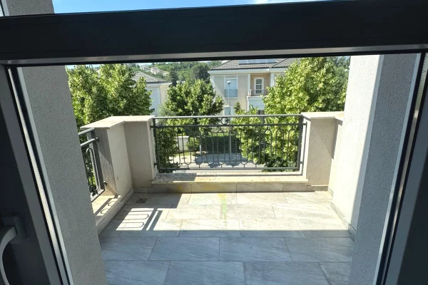 Luxury villas for rent in Tirana 5+1, Furnished