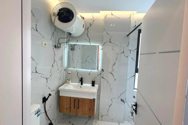 Shtepi ne shitje Apartament ne Tirane, 2+1, Mobilimi E mobiluar, Pagesa 255,000  Euro.