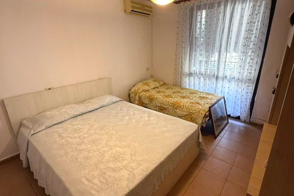 Shtepi me qera Apartament ne Tirane, 2+1, Mobilimi E mobiluar, Pagesa 50,000  Leke.