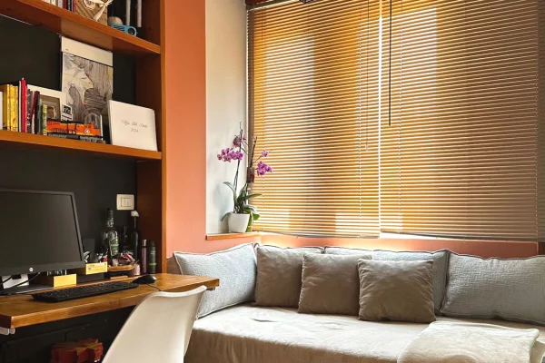 Shtepi me qera Duplex(shtepi me 2 kate) ne Tirane, 2+1, Mobilimi E mobiluar, Pagesa 800  Euro.