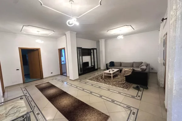 Shtepi me qera 2+1 ne Tirane - 40,000 Leke