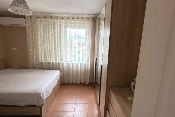 Appartamento in affitto a Tirana 2+1, Arredato