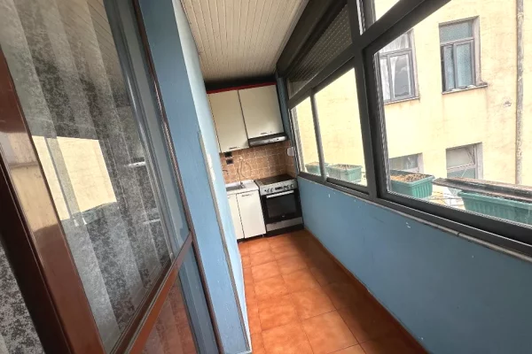 Appartamento in affitto a Tirana 2+1, Arredato