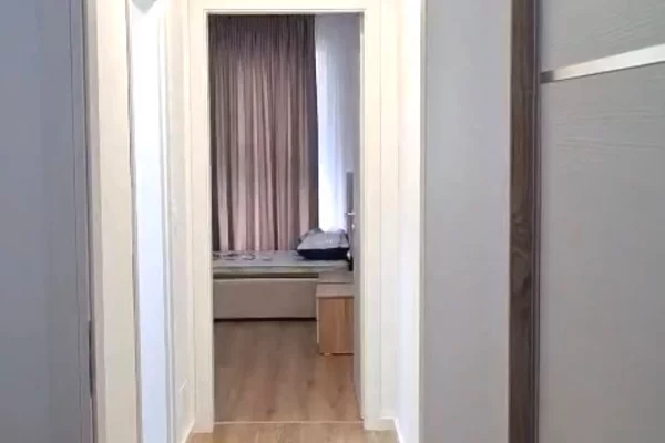 Shtepi me qera Apartament ne Tirane, 2+1, Mobilimi E mobiluar, Pagesa 750  Euro.