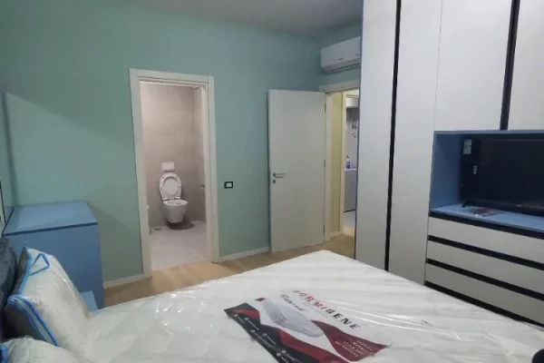Shtepi me qera Apartament ne Tirane, 2+1, Mobilimi E mobiluar, Pagesa 1,200  Euro.