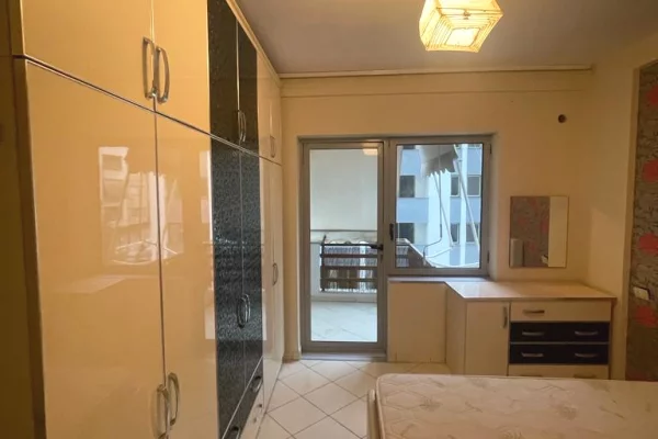 Shtepi me qera 2+1 ne Tirane - 45,000 Leke
