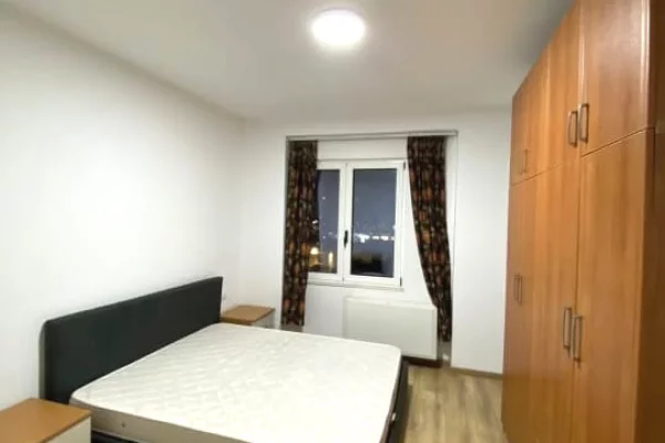Shtepi me qera Apartament ne Tirane, 2+1, Mobilimi E mobiluar, Pagesa 70,000  Leke.