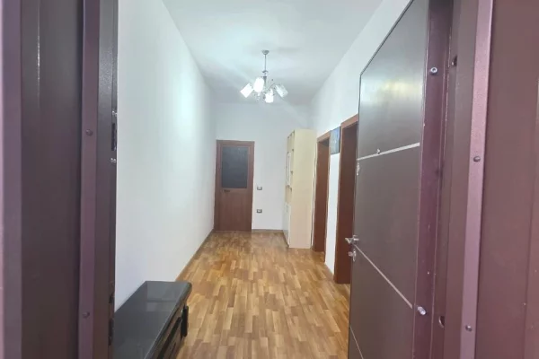 House for Rent 1+1 in Tirana - 30,000 Leke