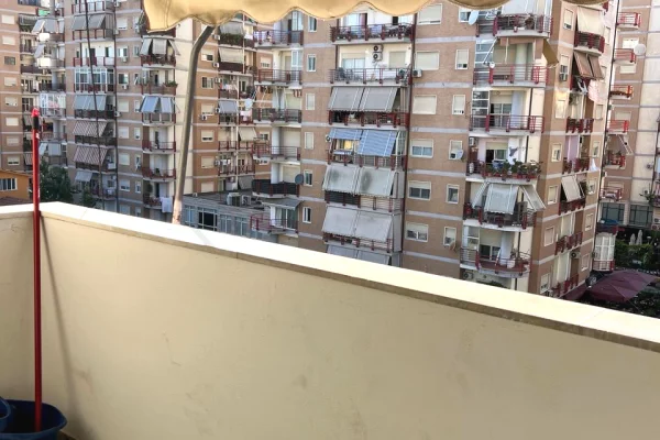 Shtepi me qera Apartament ne Tirane, 1+1, Mobilimi E mobiluar, Pagesa 500  Euro.