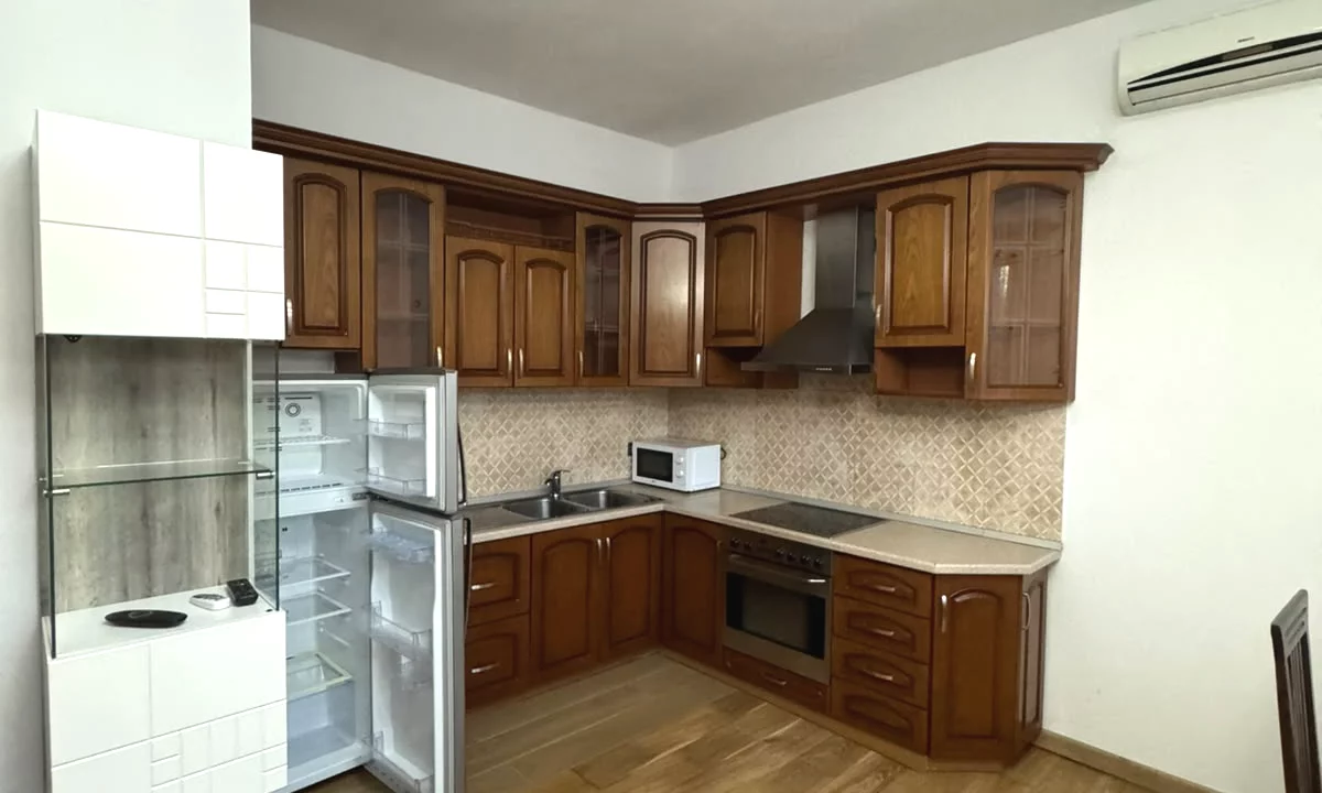 Shtepi me qera Apartament ne Tirane, 1+1, Mobilimi E mobiluar, Pagesa 30,000  Leke.