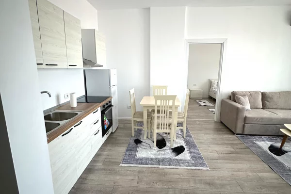 Jepet me qera apartament 2+1+2 ne Kamez