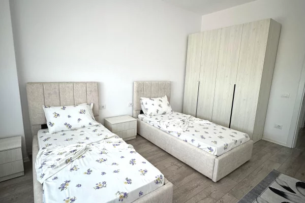 Shtepi me qera Apartament ne Tirane, 2+1, Mobilimi E mobiluar, Pagesa 500  Euro.