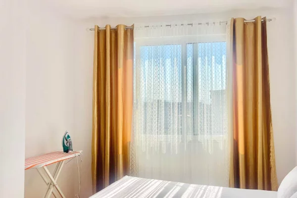 Shtepi ne shitje Apartament ne Tirane, 1+1, Mobilimi E mobiluar, Pagesa 115,000  Euro.