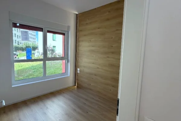 Shtepi me qera Apartament ne Tirane, 1+1, Mobilimi Bosh, pa mobiluar, Pagesa 400  Euro.