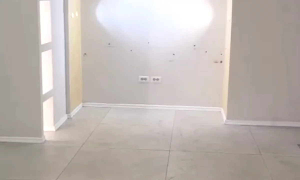 Jepet me qera ambient biznesi tek Vasil Shanto