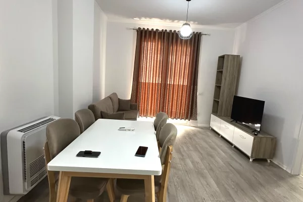 Jepet me qera apartament 1+1 ne Kamez