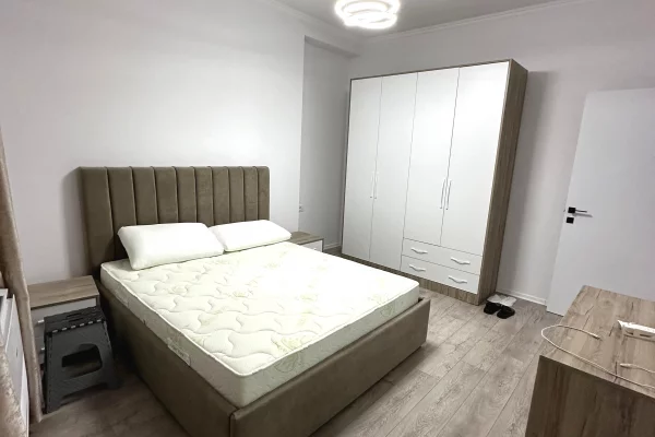 Shtepi me qera Apartament ne Tirane, 1+1, Mobilimi E mobiluar, Pagesa 450  Euro.